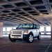 2005 Land Rover L319 Discovery 3: silver front angle carpark