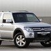 2006 Mitsubishi NS Pajero X: silver front quarter (Australia)